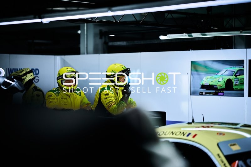 Mechaniker in der Boxengasse