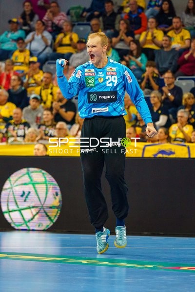 David Späth (29; Rhein Neckar Löwen) jubelt nach Tor