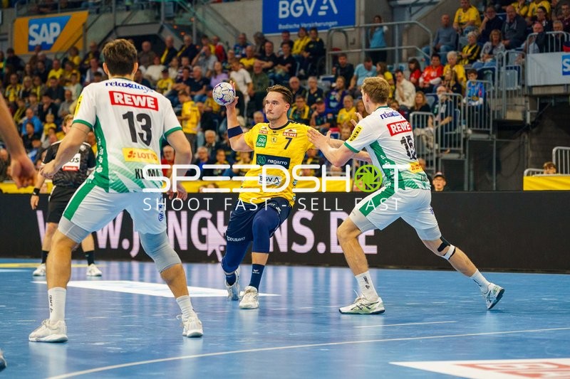 1. Handball-Bundesliga: Robert Timmermeister (7; Rhein Neckar Löwen) wirft aufs Tor