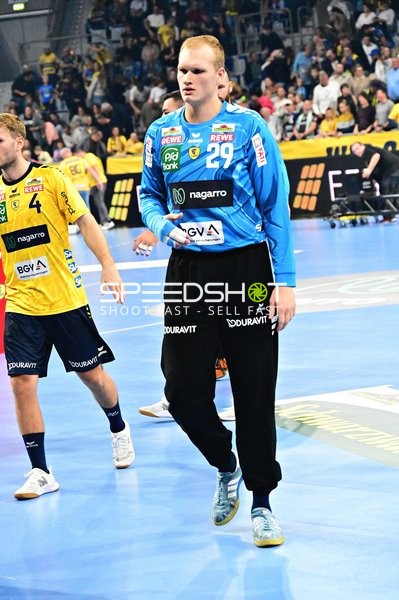 David Späth auf dem Spielfeld bei Rhein-Neckar Löwen vs. SC DHfK Leipzig