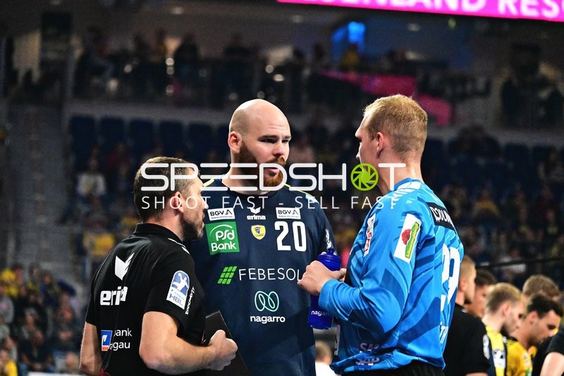 Mike Jensen (20; Rhein Neckar Löwen) im Gespräch