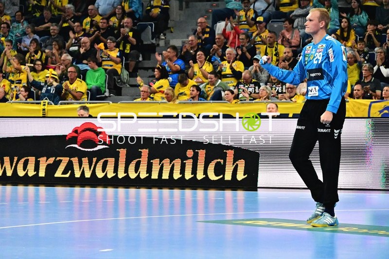 David Späth (29; Rhein Neckar Löwen) zeigt Emotion