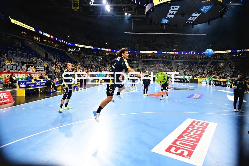 Rhein Neckar Löwen wärmen sich auf