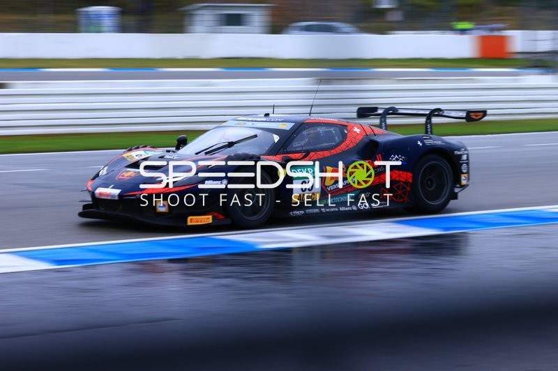 Rennfahrzeug beim Rennen