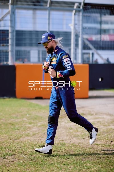 DTM 2025 (2): Nicki Thiim im Fahrerlager