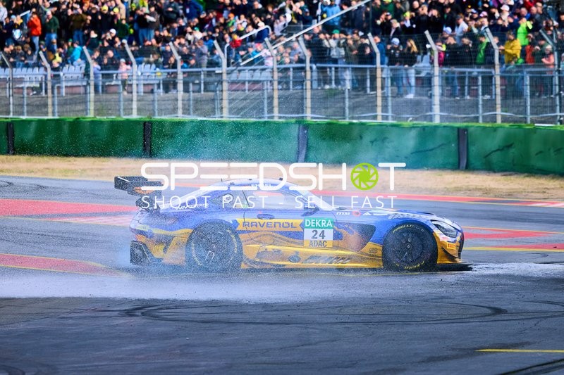 Spannende Szene beim DTM Saisonfinale