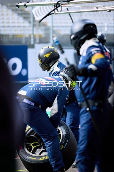 Boxenstopp beim Rennen