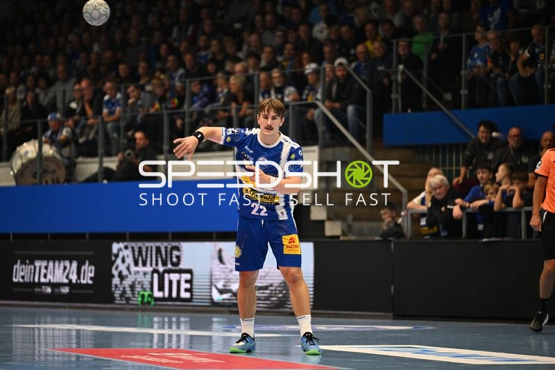 Felix Aellen (22; ThSV Eisenach) passt