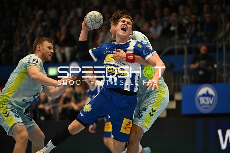 Verteidigung von Kristjan Horzen (27; VfL Gummersbach) an Vukasin Antonijevic (41; ThSV Eisenach)