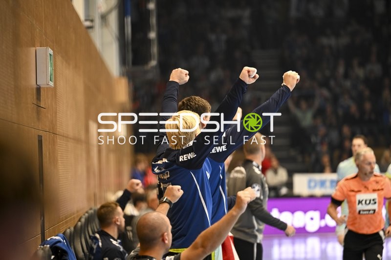 Jubel von Matija Spikic (1; ThSV Eisenach), Oskar Joelsson (3; ThSV Eisenach) und Timothy Reichmuth (5; ThSV Eisenach)