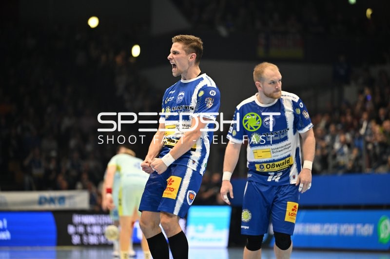 Peter Walz (14; ThSV Eisenach) und Vincent Buchner (74; ThSV Eisenach) jubeln