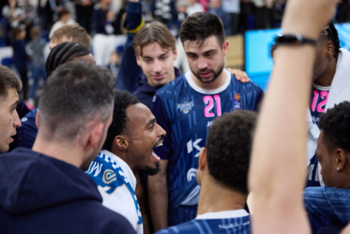 Spieler in Gespräch