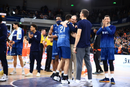 Szene mit Johannes Hübner (996; MLP Academics Heidelberg) und Spielern