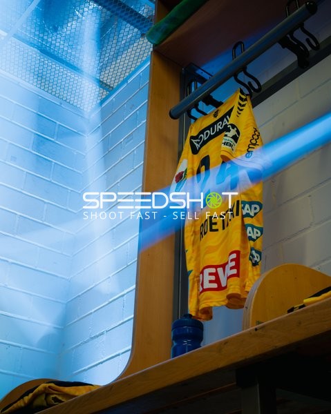 Trikot von Patrick Groetzki (24; Rhein Neckar Löwen) in der Kabine