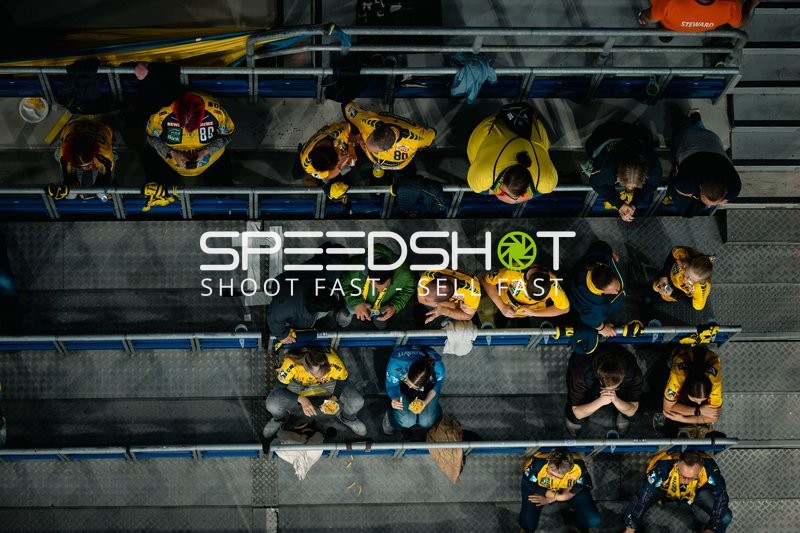 Fans von {45} in der SAP Arena