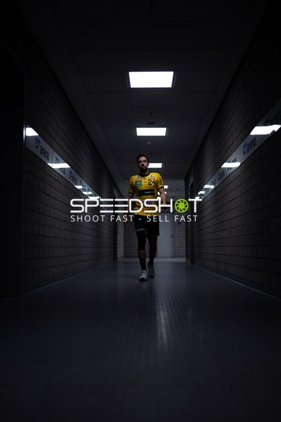 Patrick Groetzki (24; Rhein Neckar Löwen) auf dem Weg zur Halle