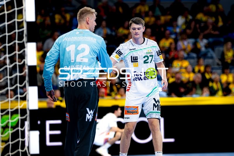 Oskar Sunnefeldt (27; FAG) und 12; Rhein Neckar Löwen im Gespräch