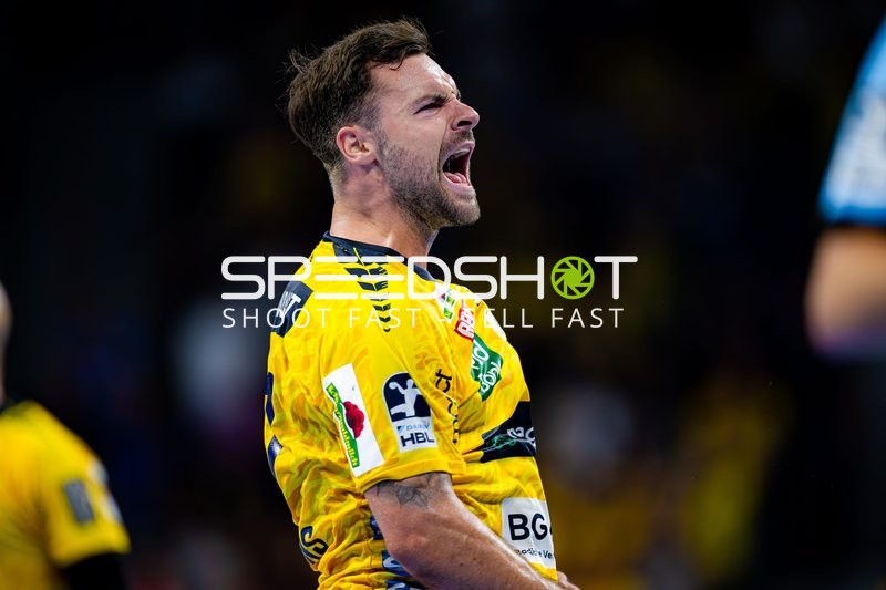 Dani Baijens (77; Rhein Neckar Löwen) jubelt