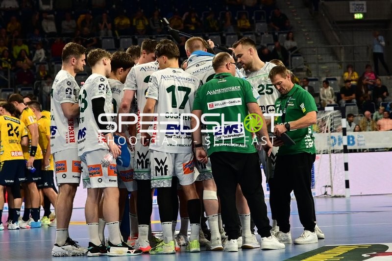 Spieler von {46} im Gespräch