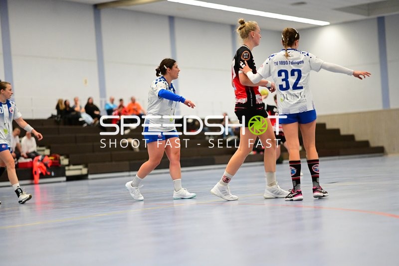 Spieler von TVE - Edinger Haie auf dem Spielfeld