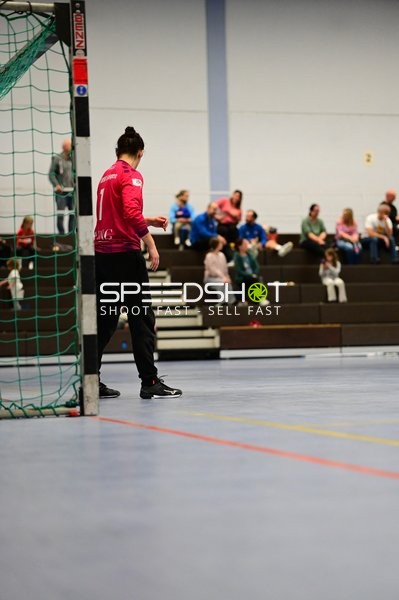 Torwart Unbekannter Spieler 1728987990 5665 (0; TVE - Edinger Haie) im Tor