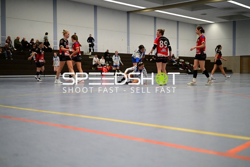 Spieler von TVE - Edinger Haie in Aktion