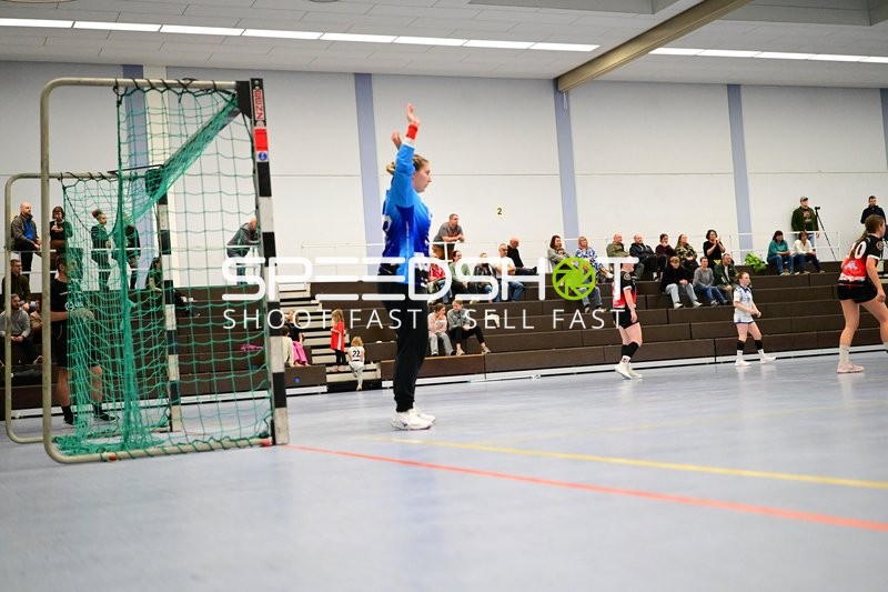 Torwart von TVE - Edinger Haie im Tor