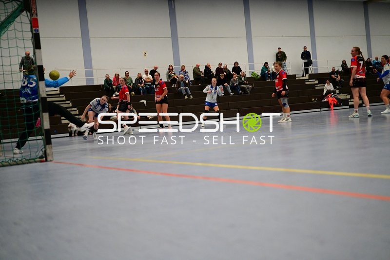 85; TVE - Edinger Haie pariert Wurf