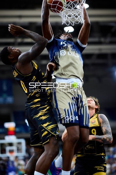 Dunk von DJ Horne (0; MLP Academics Heidelberg)