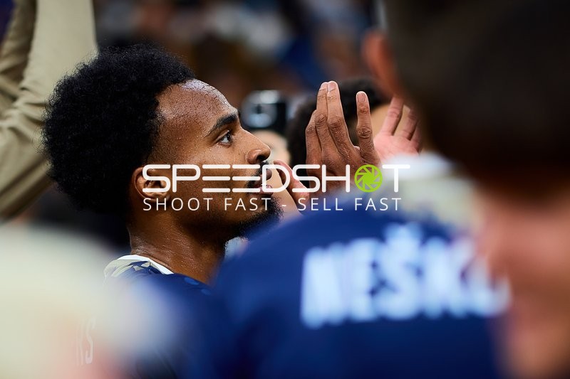 Michael Weathers (20; MLP Academics Heidelberg) zeigt Emotion Samuell Williamson (10, MLP Academics Heidelberg) Michael Weathers (20, MLP Academics Heidelberg)