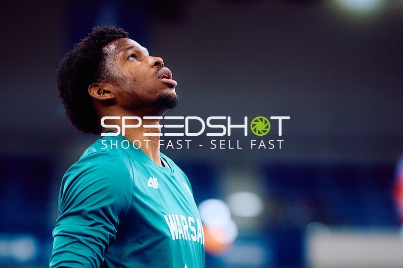 Spielszene mit Ben Shungu (11; Legia Warszawa)