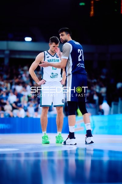 Spielszene mit Ojars Silins (15; Legia Warszawa) und Mateo Seric (21; MLP Academics Heidelberg)