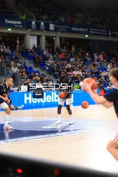 Spielszene mit 27; MLP Academics Heidelberg