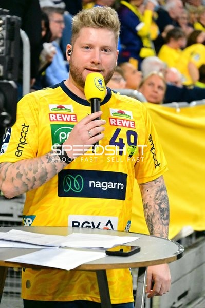 Moderation von Kevin Gerwin (49; Rhein Neckar Löwen)