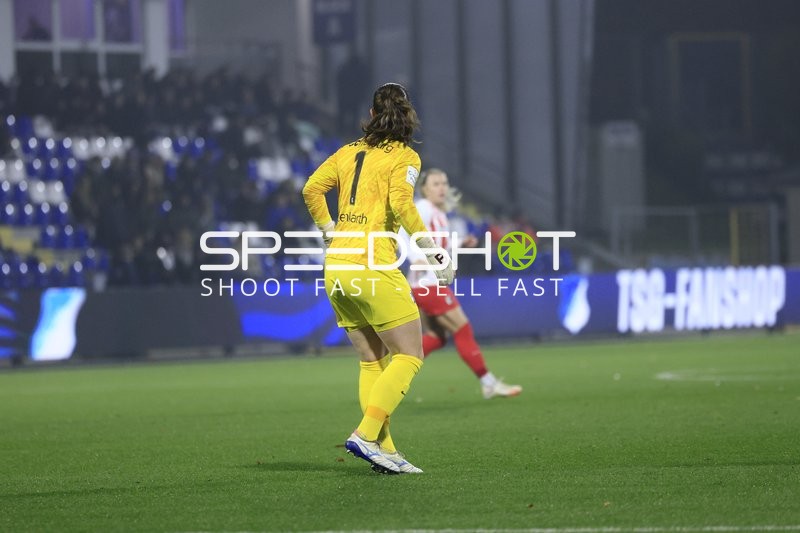 Torwart in Defensive