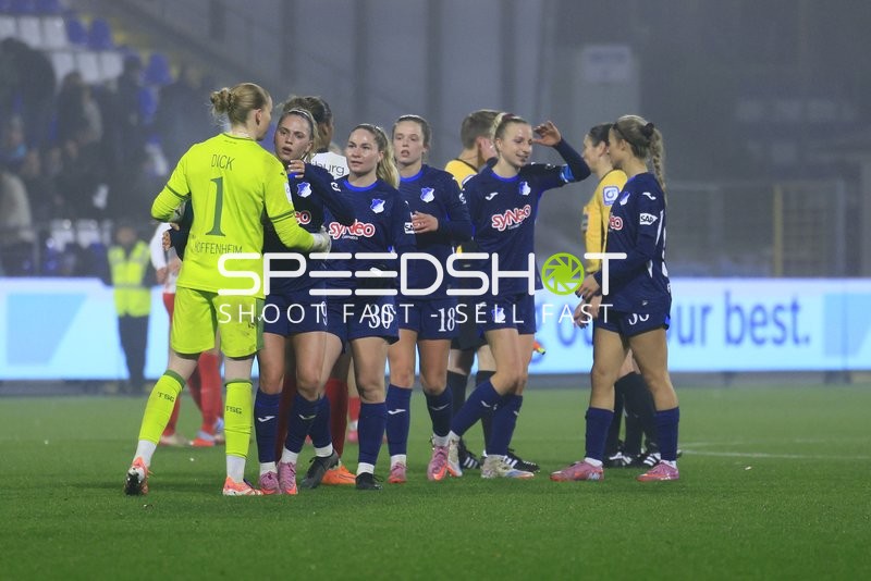 Spielerinnen im Gespräch