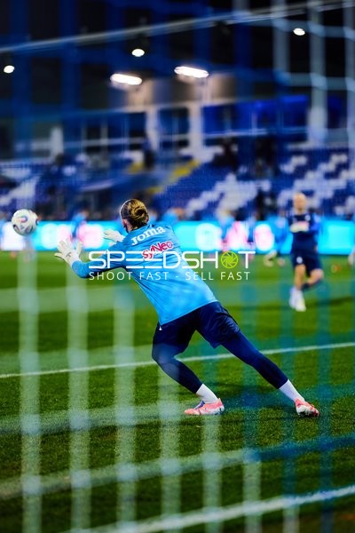 Torwart Laura Dick (1; TSG Hoffenheim Frauen) in Aktion
