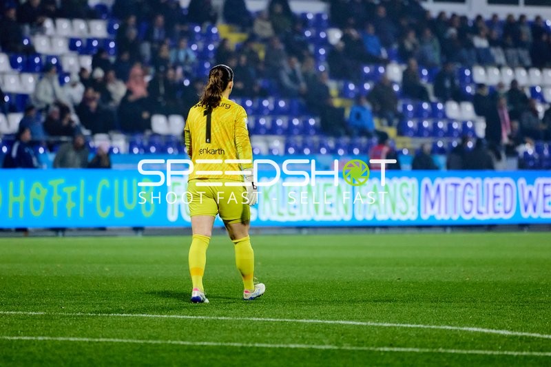 Torwart in Defensive