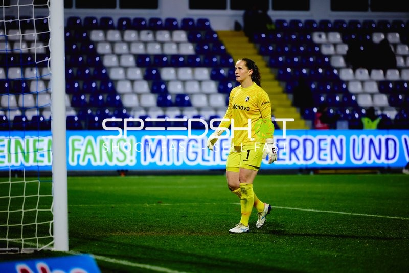 Torwart in Defensive