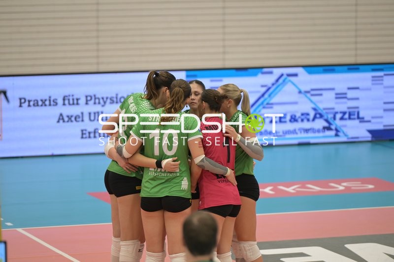 Startaufstellung vor dem Spiel