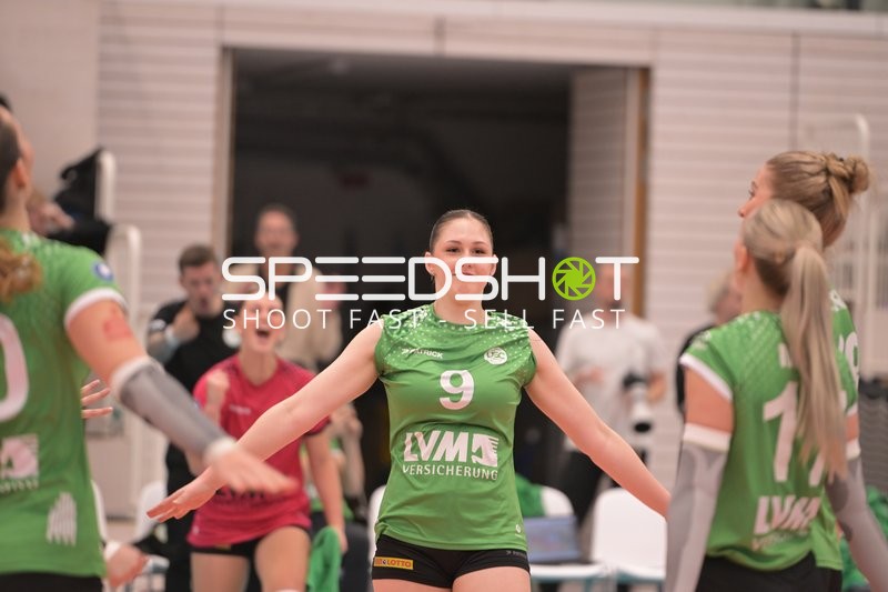 Emilia Jordan (9; USC Münster) jubelt