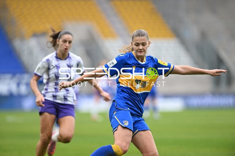 Spieler im Zweikampf