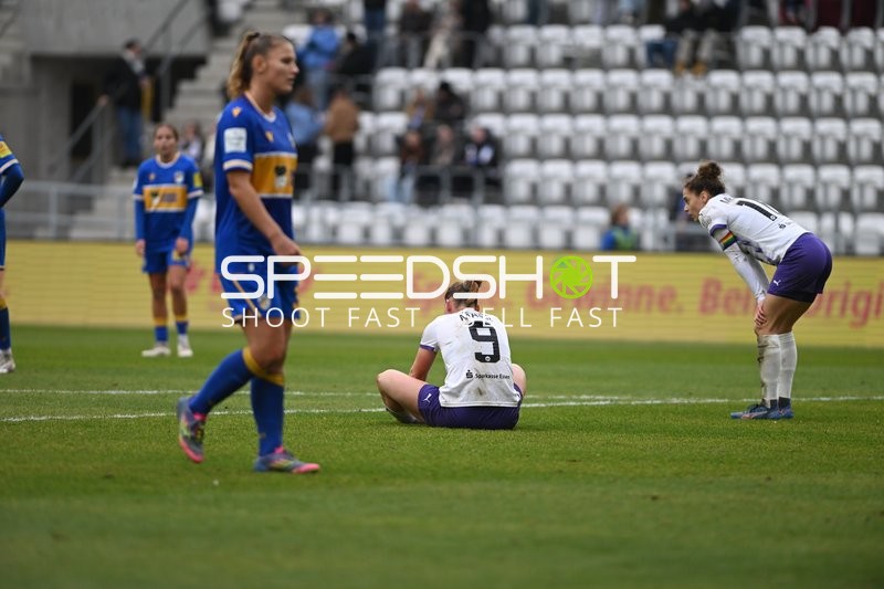 Spielerinnen nach Aktion