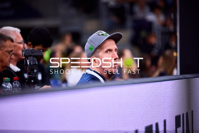 Coach von MLP Academics Heidelberg beobachtet