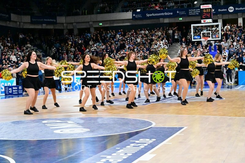 Cheerleader-Performance in Heidelberg