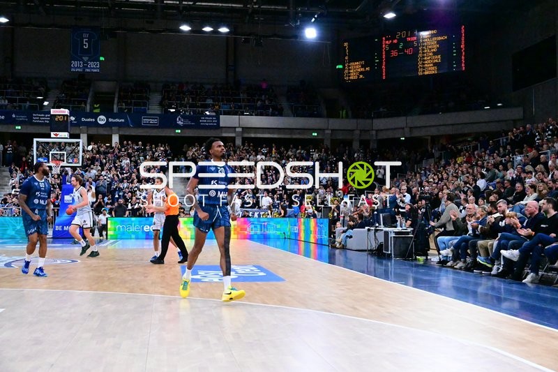 Michael Weathers (20; MLP Academics Heidelberg) in Aktion