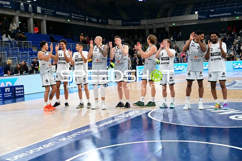 Urald King (20; Gladiators Trier) jubelt