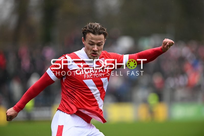 Spieler mit Schussaktion