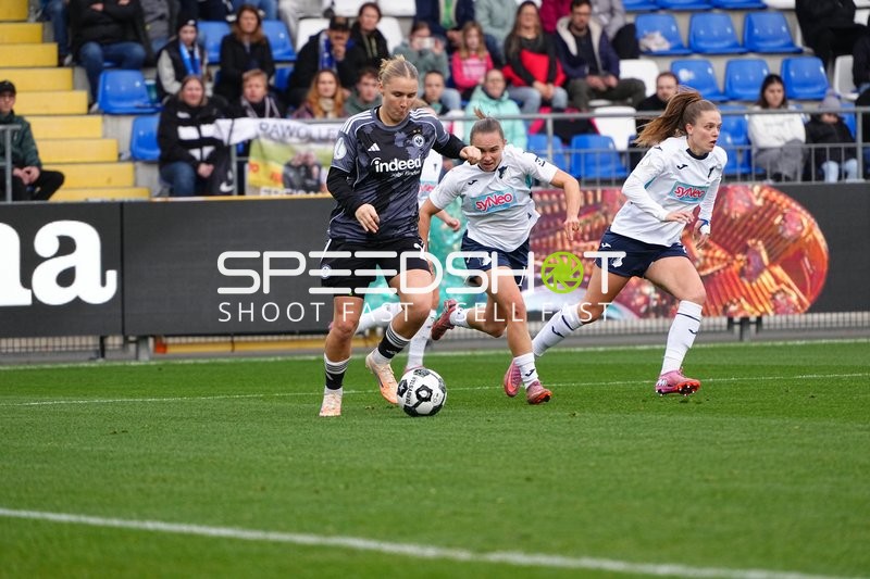 Zweikampf um den Ball