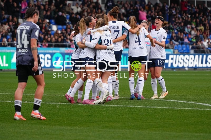 Spieler feiern Jubel